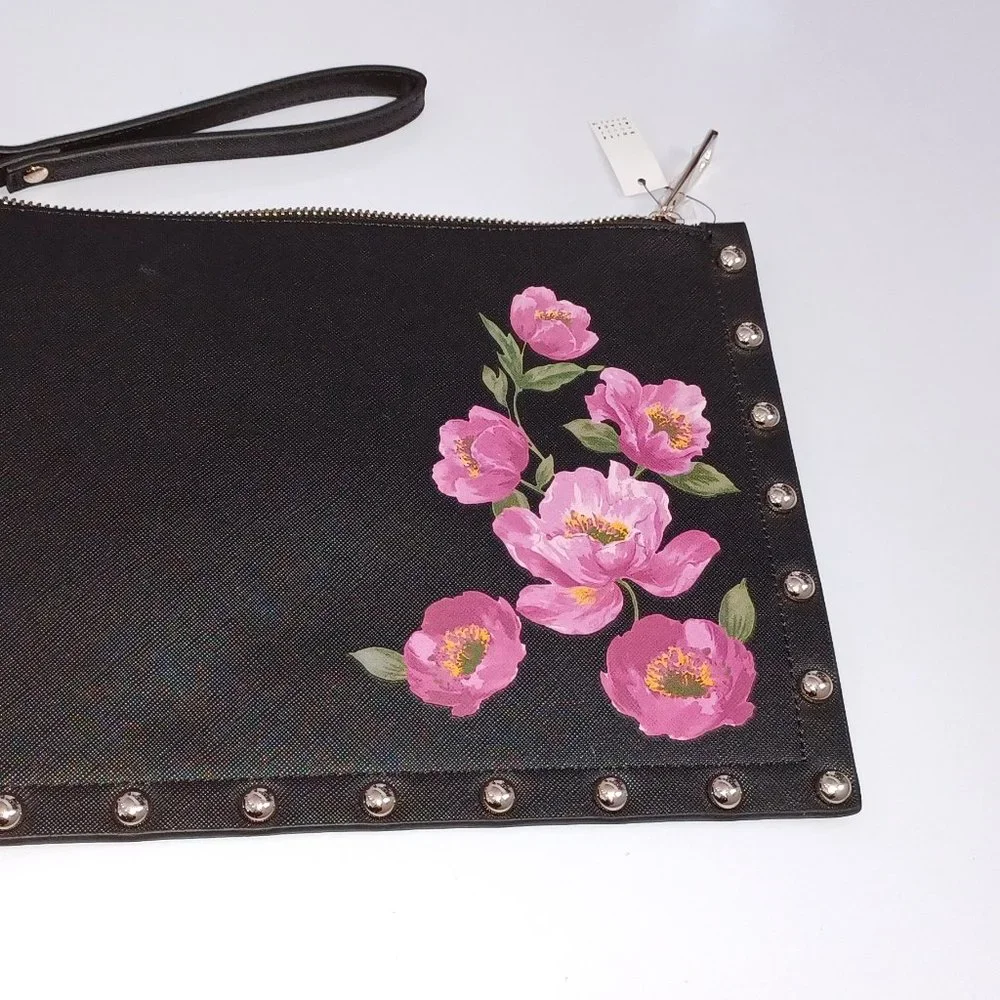 New WHBM Black Leather Floral Studded Wristlet Clutch - Picture 3 of 8
